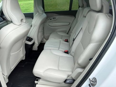Certified 2023 Volvo XC90 B6 Plus w/ Protection Package AWD/4WD image 22