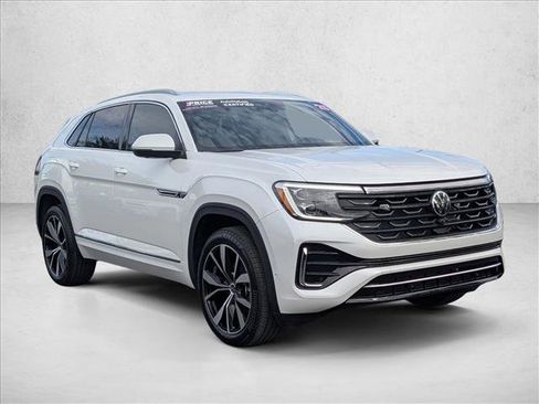 Used 2025 Volkswagen Atlas Cross Sport SEL Premium R-Line AWD/4WD image 3