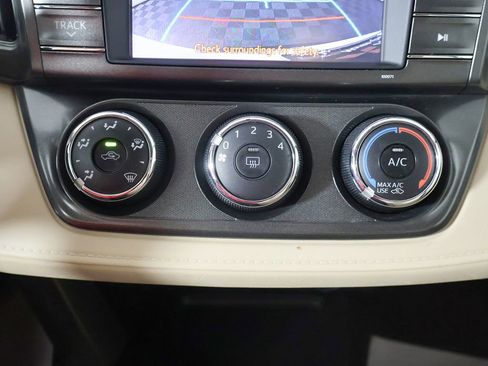 Used 2013 Toyota RAV4 LE FWD image 34