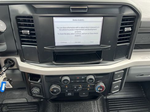 New 2026 Ford F250 XL w/ XL Chrome Package image 20