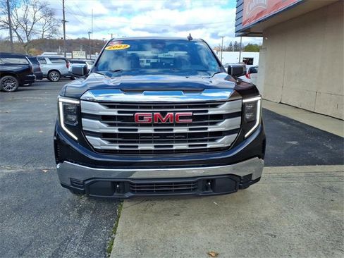 Used 2022 GMC Sierra 1500 SLE image 9