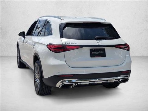 Certified 2026 Mercedes-Benz GLC 300 image 8