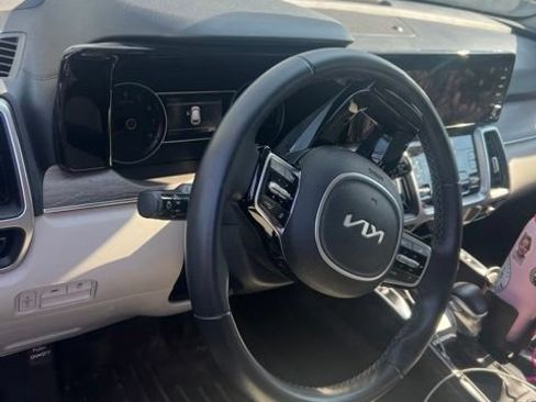 Used 2022 Kia Sorento S AWD/4WD image 14