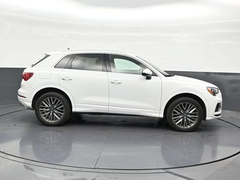 Used 2022 Audi Q3 2.0T Premium w/ Convenience Package AWD/4WD image 7