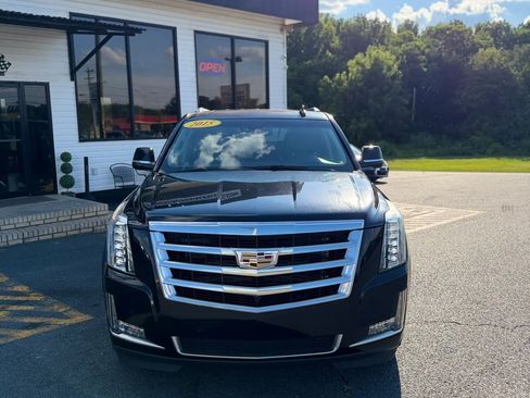 Used 2015 Cadillac Escalade ESV Premium AWD/4WD image 2