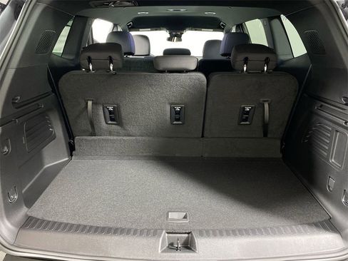 Used 2025 GMC Acadia Elevation w/ Black Edition image 24