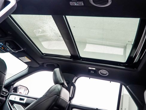 Used 2022 Ford Explorer ST w/ Equipment Group 401A image 39