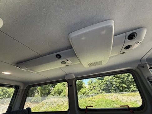 Used 2017 Mercedes-Benz Sprinter 2500 image 58