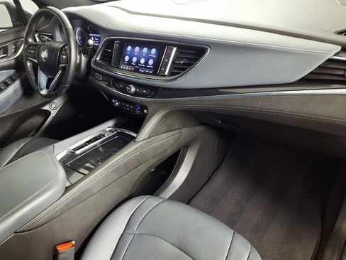 Used 2022 Buick Enclave Essence w/ Sport Touring Edition FWD image 13