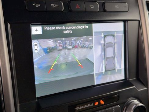 Used 2019 Ford F150 Platinum w/ Equipment Group 701A Luxury image 24