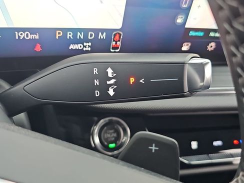 Used 2025 Buick Envision Preferred image 16