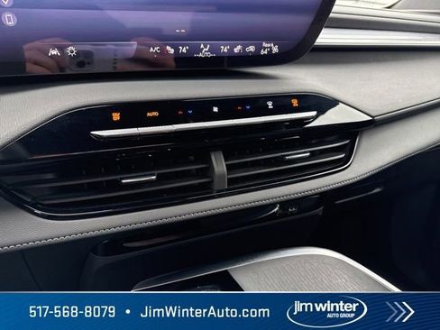 Used 2025 Buick Enclave Sport Touring image 35