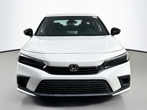 Used 2023 Honda Civic Sport image 2
