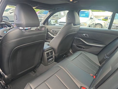 Used 2026 BMW 330i Sedan RWD image 10