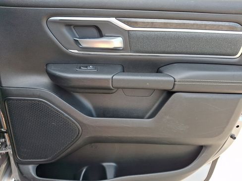 Used 2019 RAM 1500 Big Horn AWD/4WD image 14