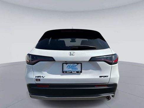 Certified 2026 Honda HR-V Sport image 5