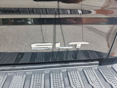 Used 2024 GMC Sierra 1500 SLT w/ SLT Premium Plus Package AWD/4WD image 6