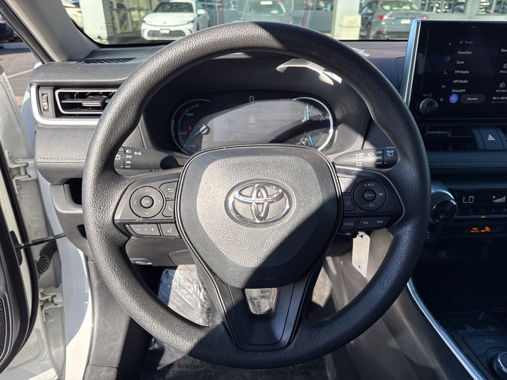 Used 2025 Toyota RAV4 LE AWD/4WD image 21
