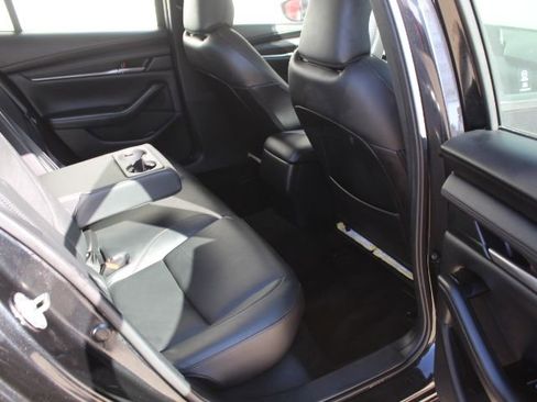 Certified 2024 MAZDA MAZDA3 s image 35