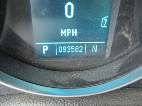 Used 2011 Chevrolet Cruze LS image 27