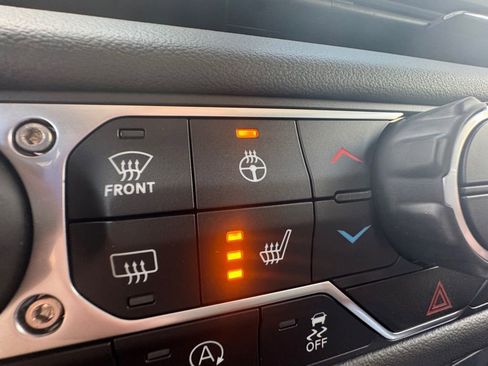 New 2025 Jeep Gladiator Sport image 6