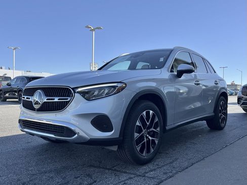 Certified 2025 Mercedes-Benz GLC 350e 4MATIC image 6