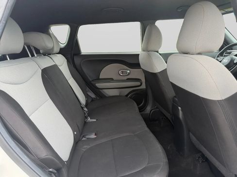 Used 2016 Kia Soul FWD image 30