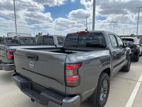 Certified 2025 Nissan Frontier SV w/ SV Convenience Package image 2
