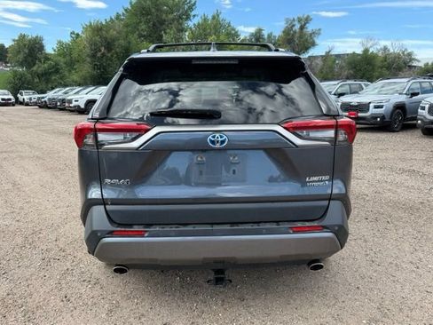 Used 2020 Toyota RAV4 Limited AWD/4WD image 5
