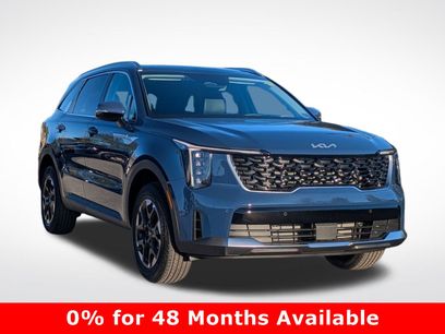 New 2026 Kia Sorento S w/ S Panoramic Sunroof Package
