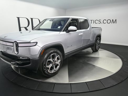 Used 2023 Rivian R1T Adventure AWD/4WD image 1