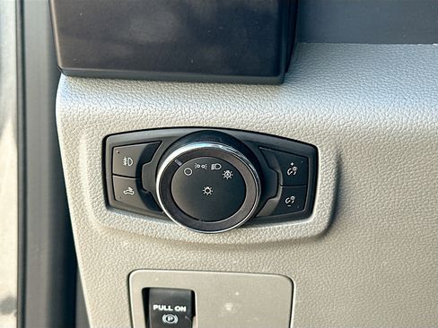 Used 2019 Ford F150 XL w/ Equipment Group 101A Mid image 16