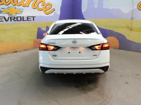 Used 2023 Nissan Altima 2.5 S image 7