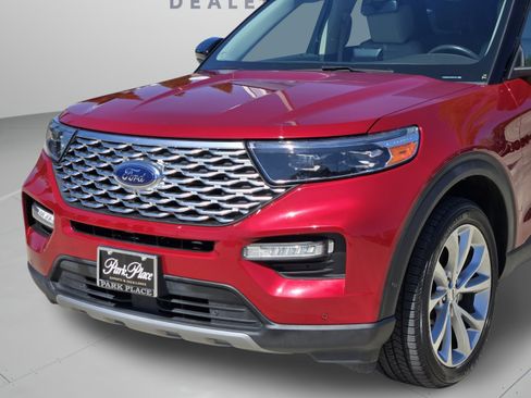 Used 2021 Ford Explorer Platinum w/ Equipment Group 601A AWD/4WD image 33