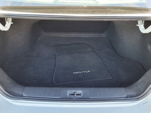 Used 2023 Nissan Sentra SV image 11