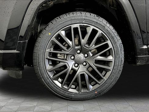 Used 2022 Jeep Compass High Altitude AWD/4WD image 31
