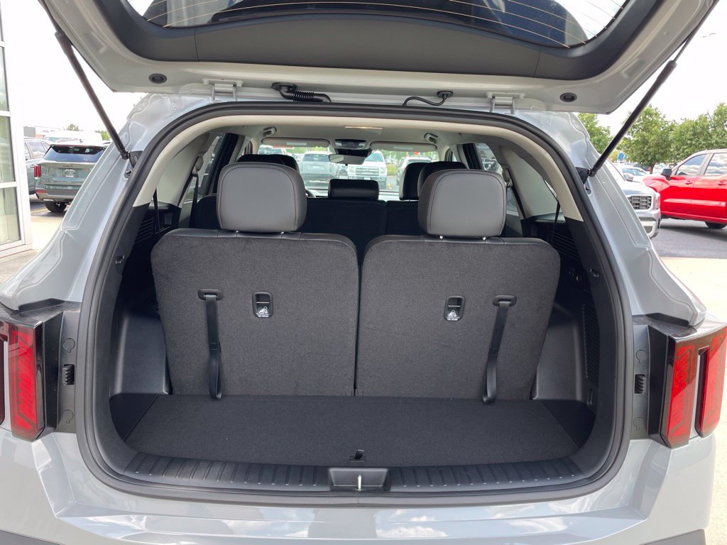 New 2026 Kia Sorento S AWD/4WD image 14