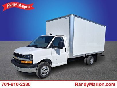 New 2025 Chevrolet Express 3500 w/ Power Convenience Package