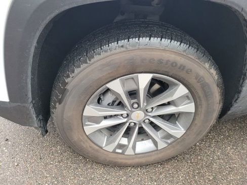 Used 2025 Chevrolet Equinox LT w/ Safety and Technology Package image 20