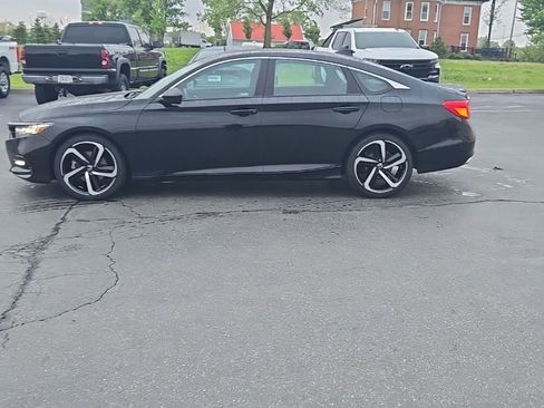 Used 2020 Honda Accord Sport image 4