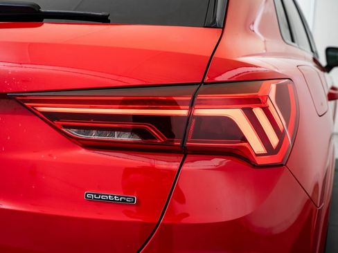 Used 2022 Audi Q3 2.0T Premium Plus image 17