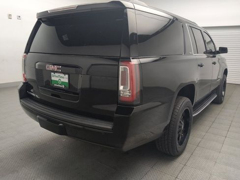 Used 2019 GMC Yukon XL SLT AWD/4WD image 9