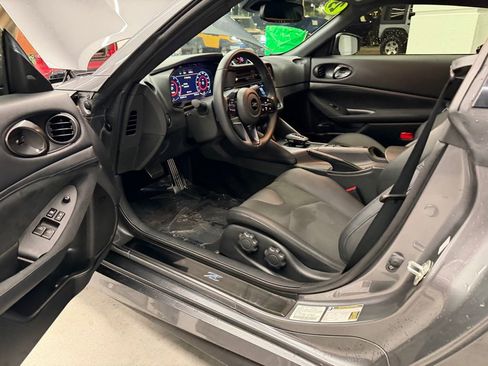 Used 2025 Nissan Z Performance w/ Floor Mat Package image 15