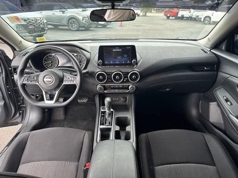 Used 2025 Nissan Sentra SV FWD image 20