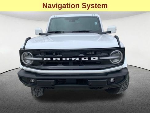 Certified 2025 Ford Bronco Outer Banks AWD/4WD image 4