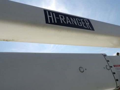 Used 2007 Ford F550 2WD Regular Cab Super Duty image 28