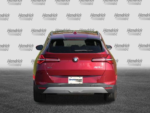 Certified 2025 BMW X3 xDrive30i w/ Premium Package AWD/4WD image 8
