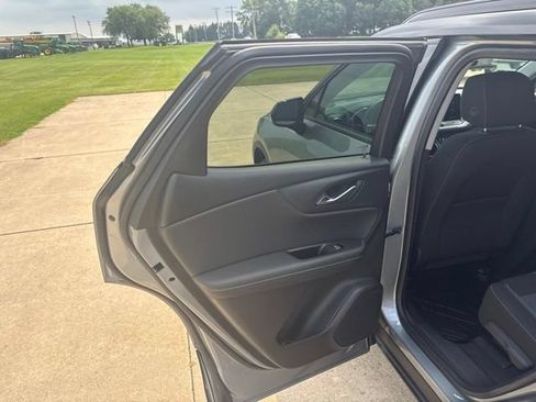 Used 2024 Chevrolet Blazer LT w/ Convenience Package FWD image 14