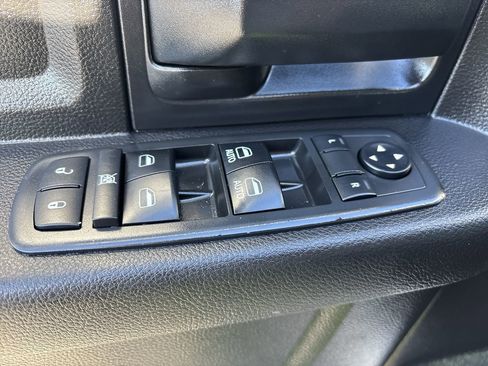 Used 2017 RAM 3500 Tradesman w/ Cold Weather Group image 17