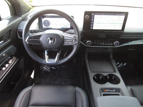 Used 2025 Honda Prologue Touring image 18